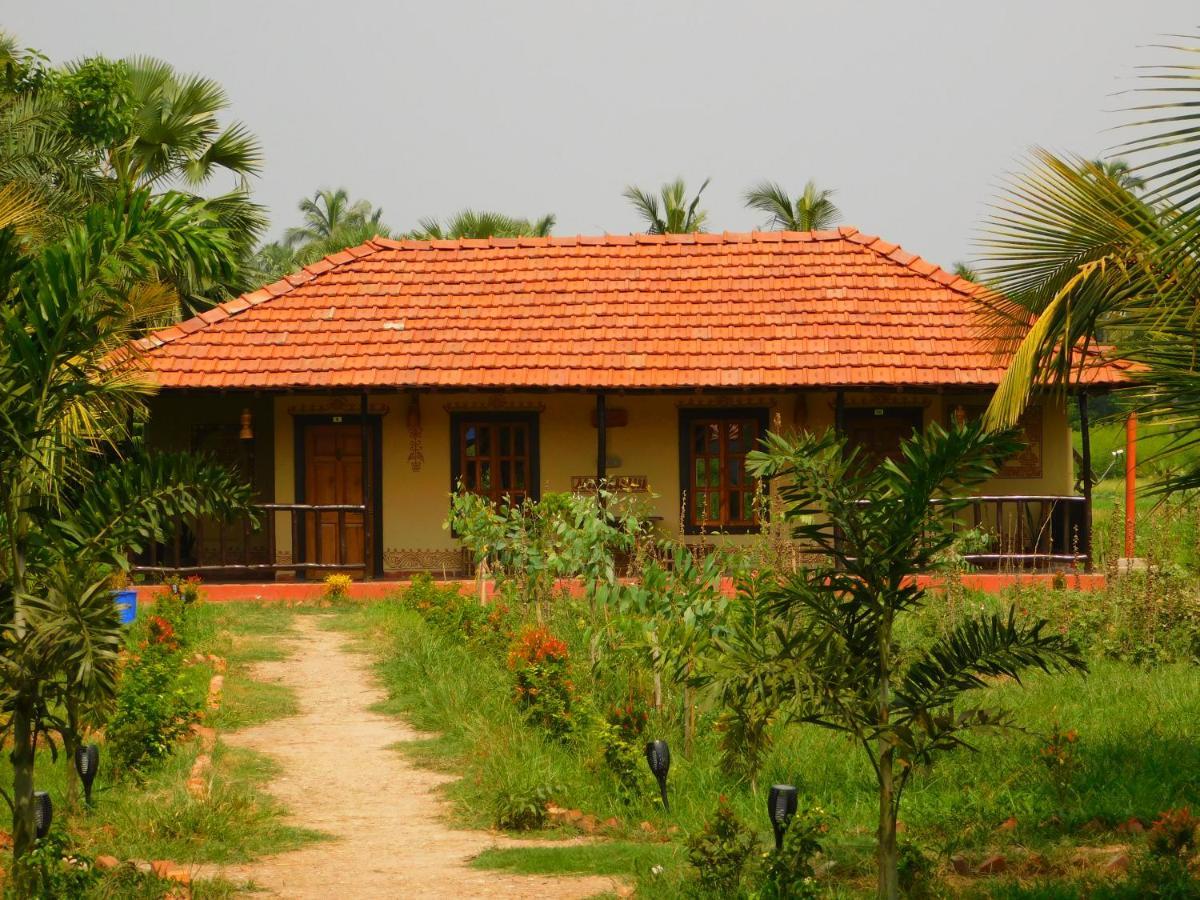 Hotel Gram Bangla Retreat Calcuta Exterior foto