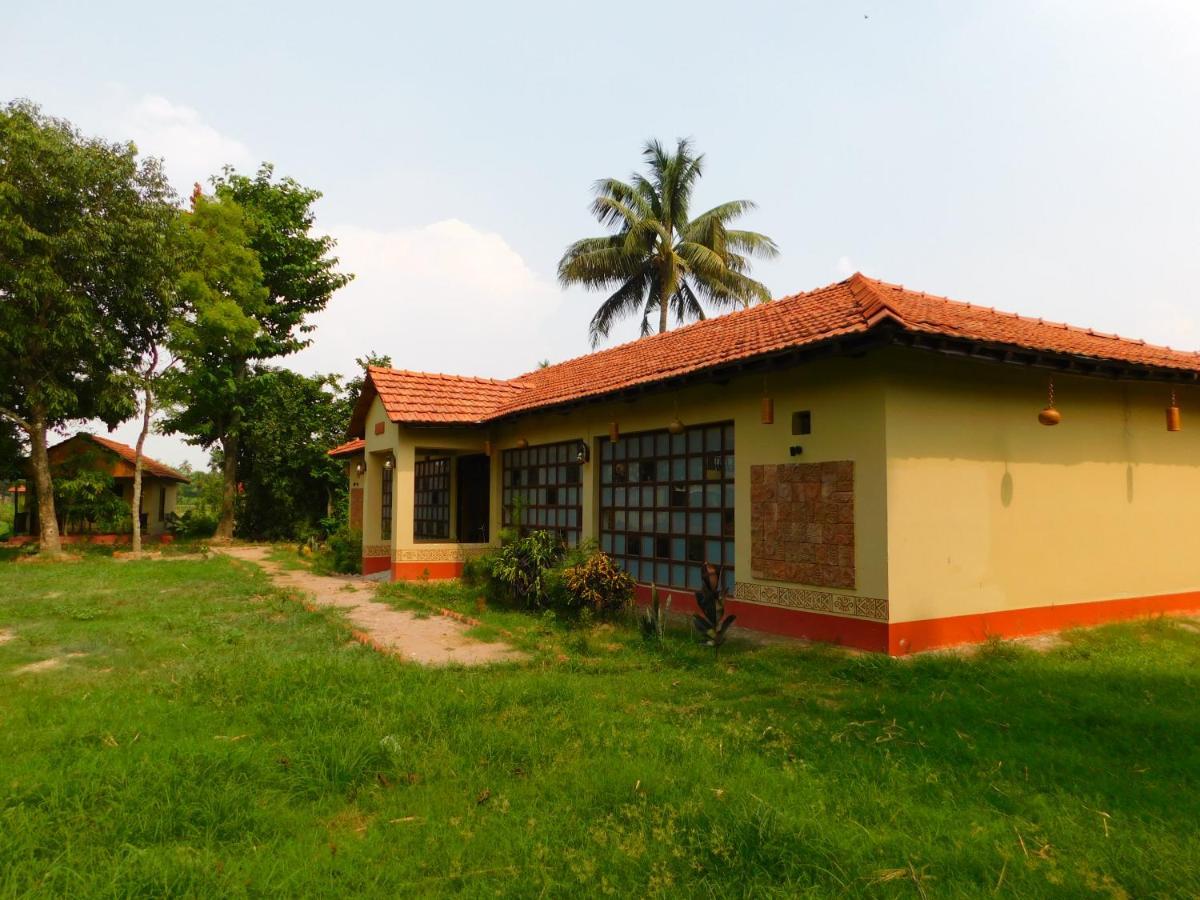 Hotel Gram Bangla Retreat Calcuta Exterior foto